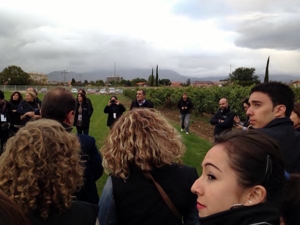 12_Encuentro_Foreros_Rioja_Ramón_Bilbao_foreros_en_viñas
